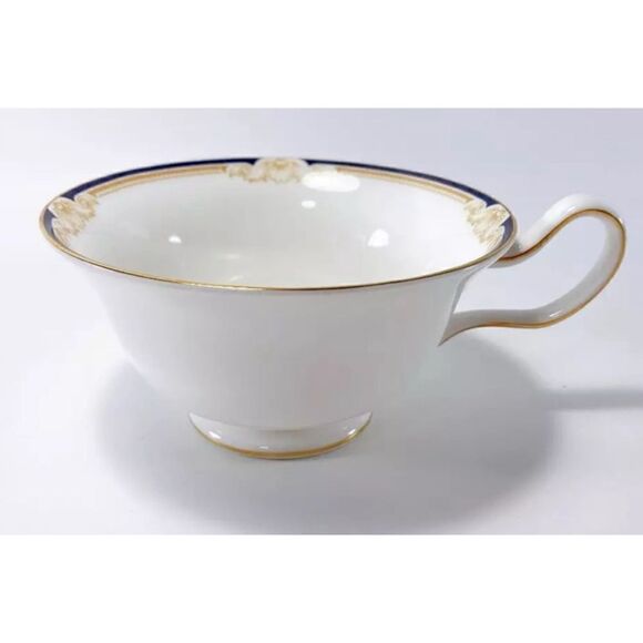 Wedgwood Cavendish Teacup Peony with Saucer / Excellent - Picture 5 of 7